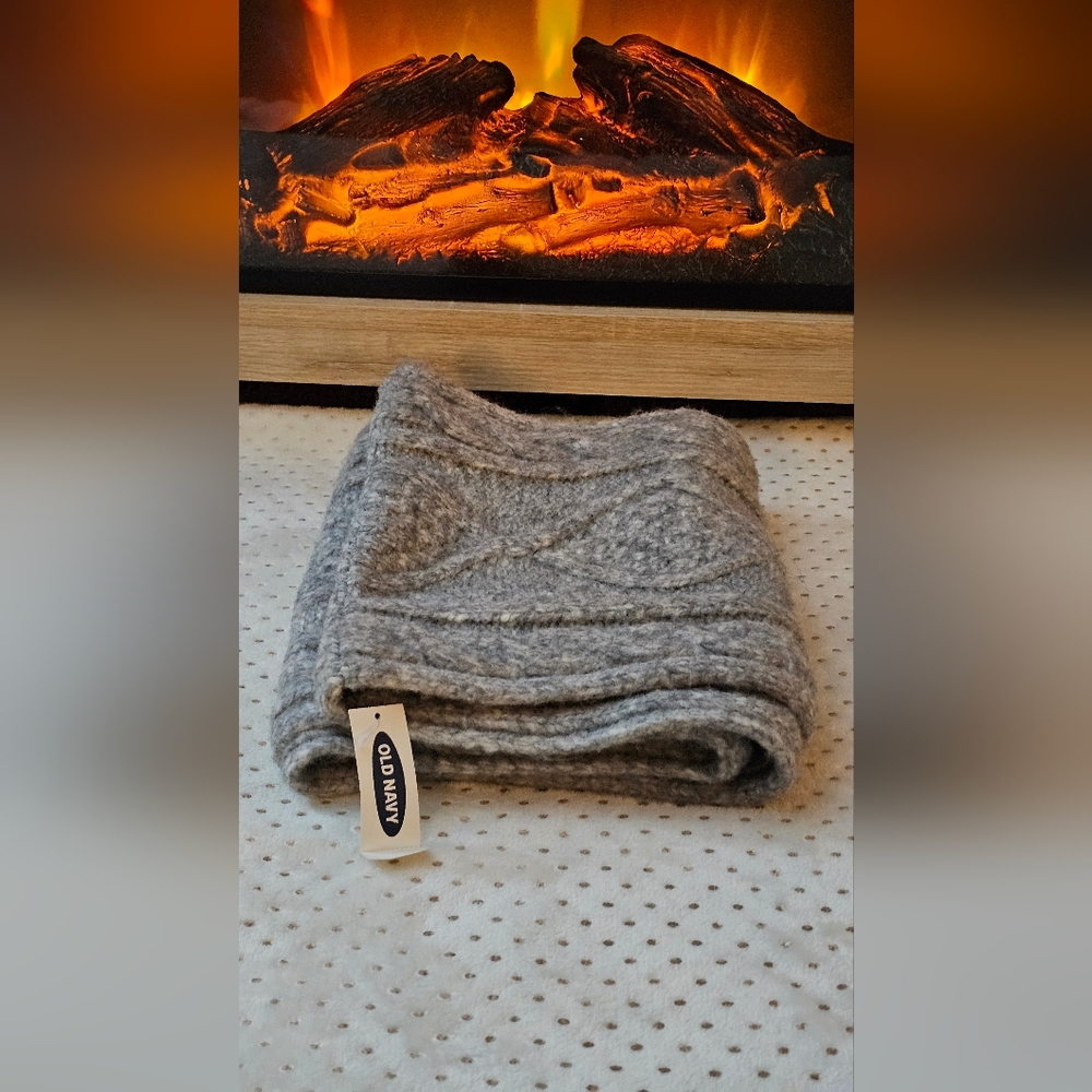 Cable-Knit Infinity Scarf